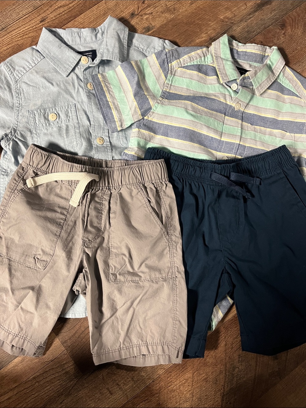 Boys summer clothing bundle - sizes 5T-4/5.
